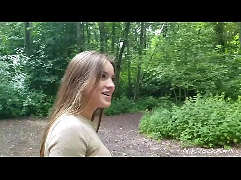 ❤️ Sugeri à Evelina que fodêssemos num lugar público! Ela disse que sim. Depois fodi-a no cu e ejaculei na sua boca. Depois ela mijou-se a si própria. ❤️❌ Apenas porno em nós ❌