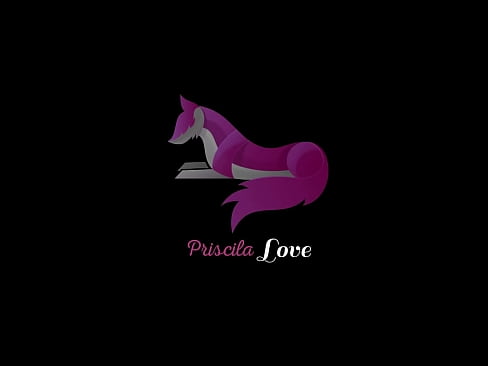 ❤️ Os meus pais deixaram-me sozinho com a minha irmã e eu derramei leite sobre os seus seios. ❤️❌ Apenas porno em nós ❌